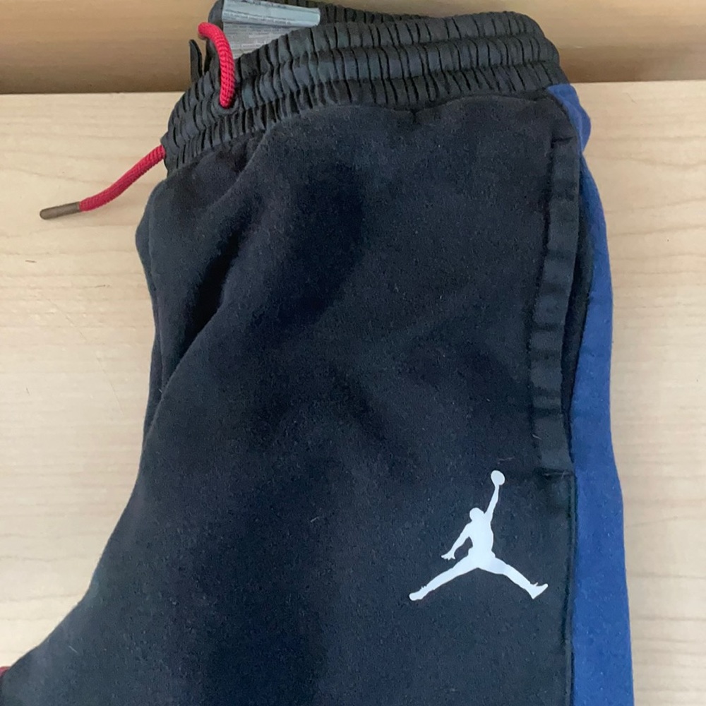 jogging pants